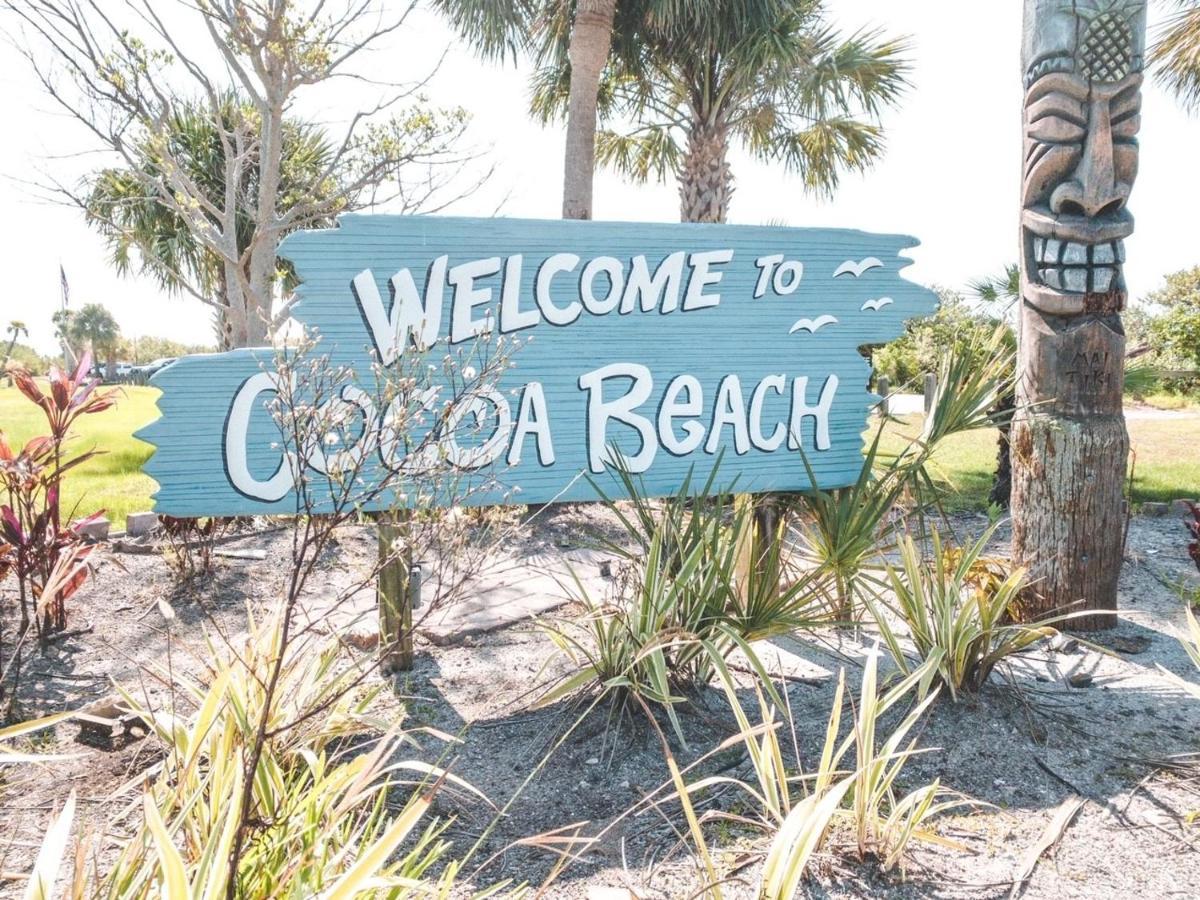 Luxury Villa 3 Blocks From The Beach With A Pool, Fire Pit And Outdoor Oasis Cape Canaveral Exterior foto
